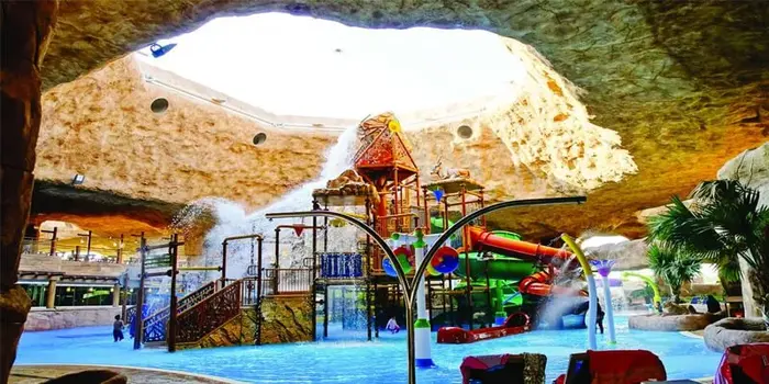 Desert Falls Water & Adventure Park, Qatar